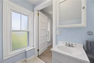 12 Park St, Newport, RI 02840 - Photo 30