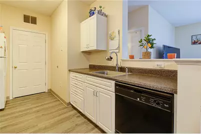 106 Mill Street #104, Woonsocket, RI 02895 - Photo 6