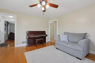 82 Leroy Dr, East Providence, RI 02915 - Photo 4