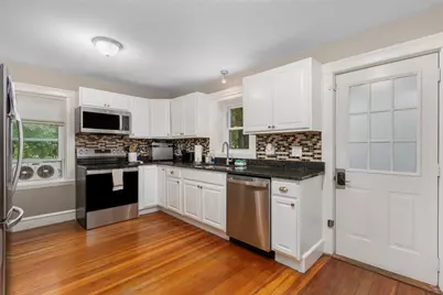 1315 New London Avenue, Cranston, RI 02920 - Photo 8