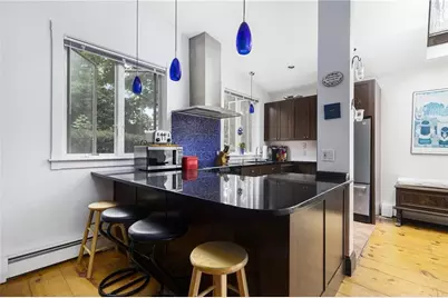 428 Gibbs Avenue #4, Newport, RI 02840 - Photo 6