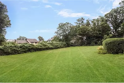 428 Gibbs Avenue #4, Newport, RI 02840 - Photo 16