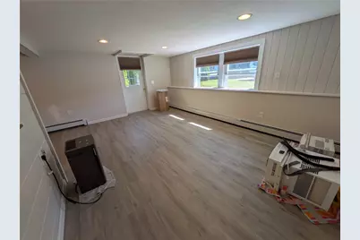 118 Center Avenue, Middletown, RI 02842 - Photo 24