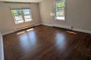 118 Center Ave, Middletown, RI 02842 - Photo 14