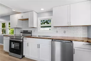 8 Ln 4, Coventry, RI 02816 - Photo 2