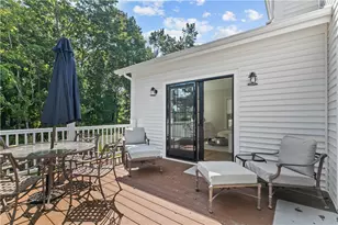 561 Bristol Ferry Rd, Portsmouth, RI 02871 - Photo 12