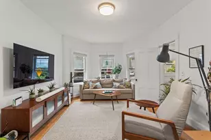 206 Rochambeau Ave, Providence, RI 02906 - Photo 8