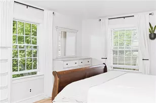 23 Dyer St, Warren, RI 02885 - Photo 24