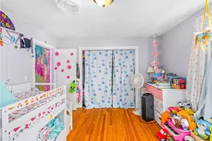 10 Booth Ave, Pawtucket, RI 02861 - Photo 14