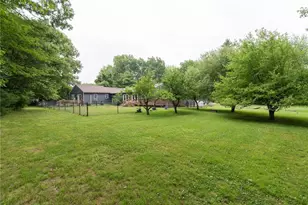 11 Paris Irons Rd, Glocester, RI 02857 - Photo 10