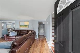 114 England St, Cumberland, RI 02864 - Photo 6