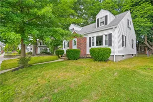 393 Sharon St, Providence, RI 02908 - Photo 2