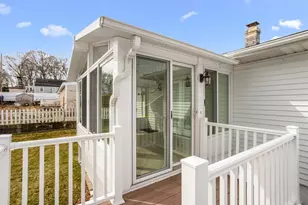 30 Dover Ave, East Providence, RI 02914 - Photo 36