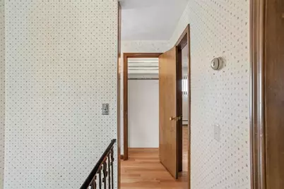 30 Dover Avenue, East Providence, RI 02914 - Photo 20