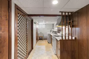 30 Dover Ave, East Providence, RI 02914 - Photo 28