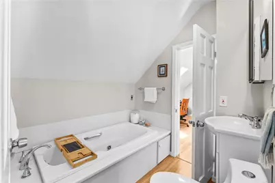 105 Ballston Avenue, Pawtucket, RI 02861 - Photo 24