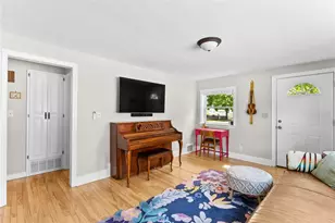 105 Ballston Ave, Pawtucket, RI 02861 - Photo 6