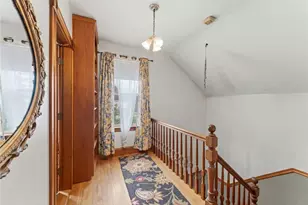 271 Highland Ave, Providence, RI 02906 - Photo 18