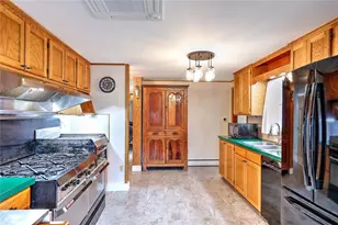 89 Skunk Hill Rd, Hopkinton, RI 02832 - Photo 20