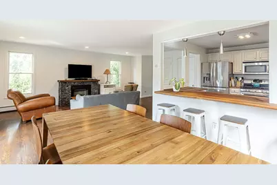 66 Center Avenue, Middletown, RI 02842 - Photo 10
