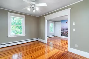 231 Doyle Ave, Providence, RI 02906 - Photo 10