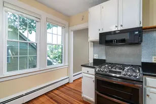 231 Doyle Ave, Providence, RI 02906 - Photo 12