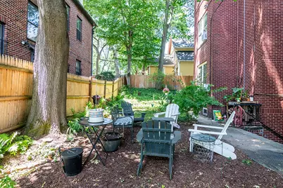231 Doyle Avenue #3R, Providence, RI 02906 - Photo 4