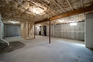 31 Tucker St, Warwick, RI 02886 - Photo 20