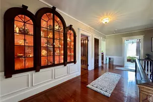 24 Walnut St, Pawtucket, RI 02860 - Photo 18