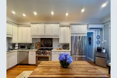 24 Walnut Street, Pawtucket, RI 02860 - Photo 8
