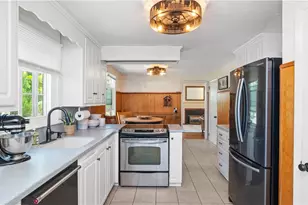66 Oakdale Rd, North Kingstown, RI 02852 - Photo 6