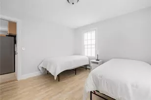 121 Bayview Ave, Bristol, RI 02809 - Photo 16