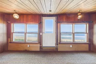 1127 Succotash Rd, Narragansett, RI 02879 - Photo 14