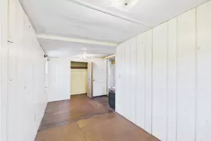 1127 Succotash Rd, Narragansett, RI 02879 - Photo 24