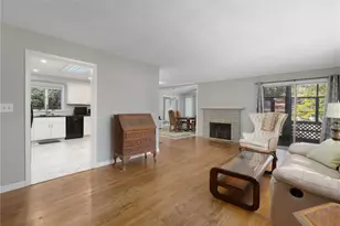 58 Rip Van Winkle Cir, Warwick, RI 02886 - Photo 16