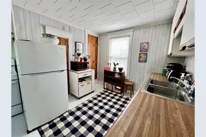 27 South Shore Road, Little Compton, RI 02837 - Photo 4