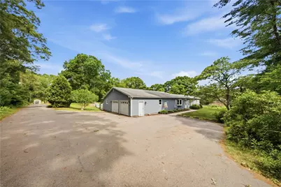 25 Dinonsie Way, South Kingstown, RI 02879 - Photo 4