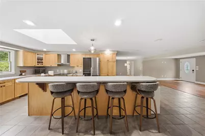 25 Dinonsie Way, South Kingstown, RI 02879 - Photo 12