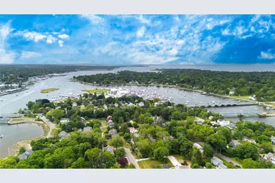 40 South Lane, Barrington, RI 02806 - Photo 4