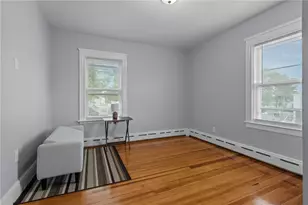 144 Dante St, Providence, RI 02908 - Photo 12