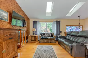 54 Colvintown Rd, Coventry, RI 02816 - Photo 8