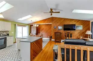 54 Colvintown Rd, Coventry, RI 02816 - Photo 6