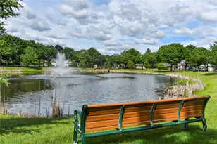 754 Williamsburg Cir, Warwick, RI 02886 - Photo 16