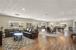 754 Williamsburg Cir, Warwick, RI 02886 - Photo 24