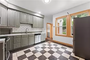 335 Blackstone St, Woonsocket, RI 02895 - Photo 6