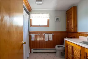 31 Crosshill Dr, Narragansett, RI 02882 - Photo 28