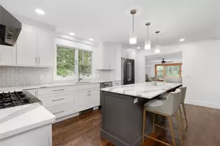257 Shannock Rd, South Kingstown, RI 02879 - Photo 6