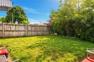 195 Elmore Ave, Woonsocket, RI 02895 - Photo 38