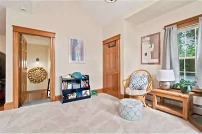 195 Elmore Avenue, Woonsocket, RI 02895 - Photo 20