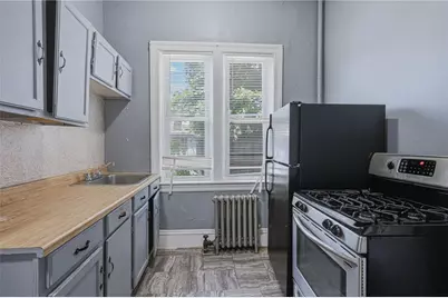 8 Somerset Street, Providence, RI 02907 - Photo 18